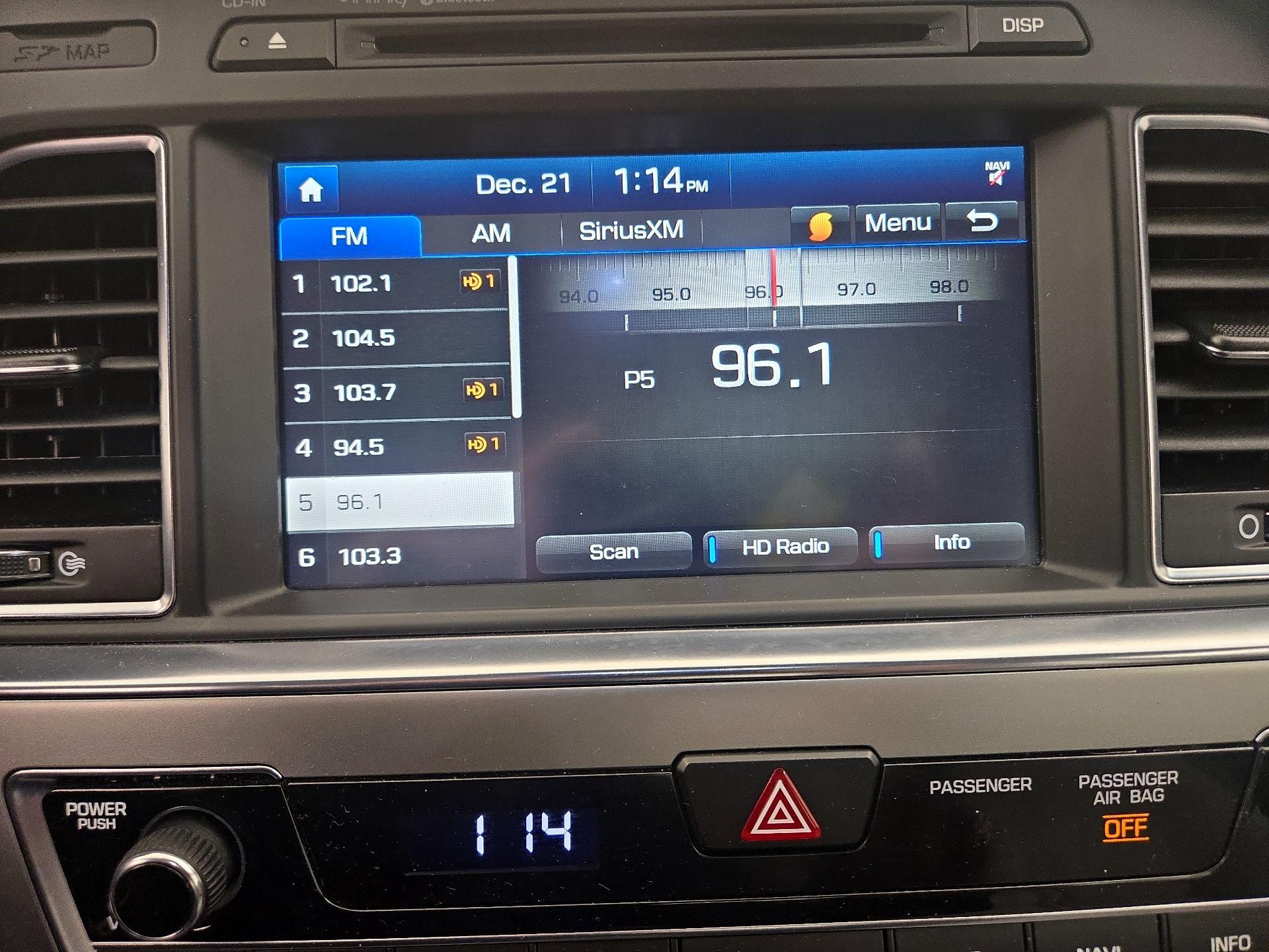 Thumbnail: 2017 Hyundai Sonata - 16