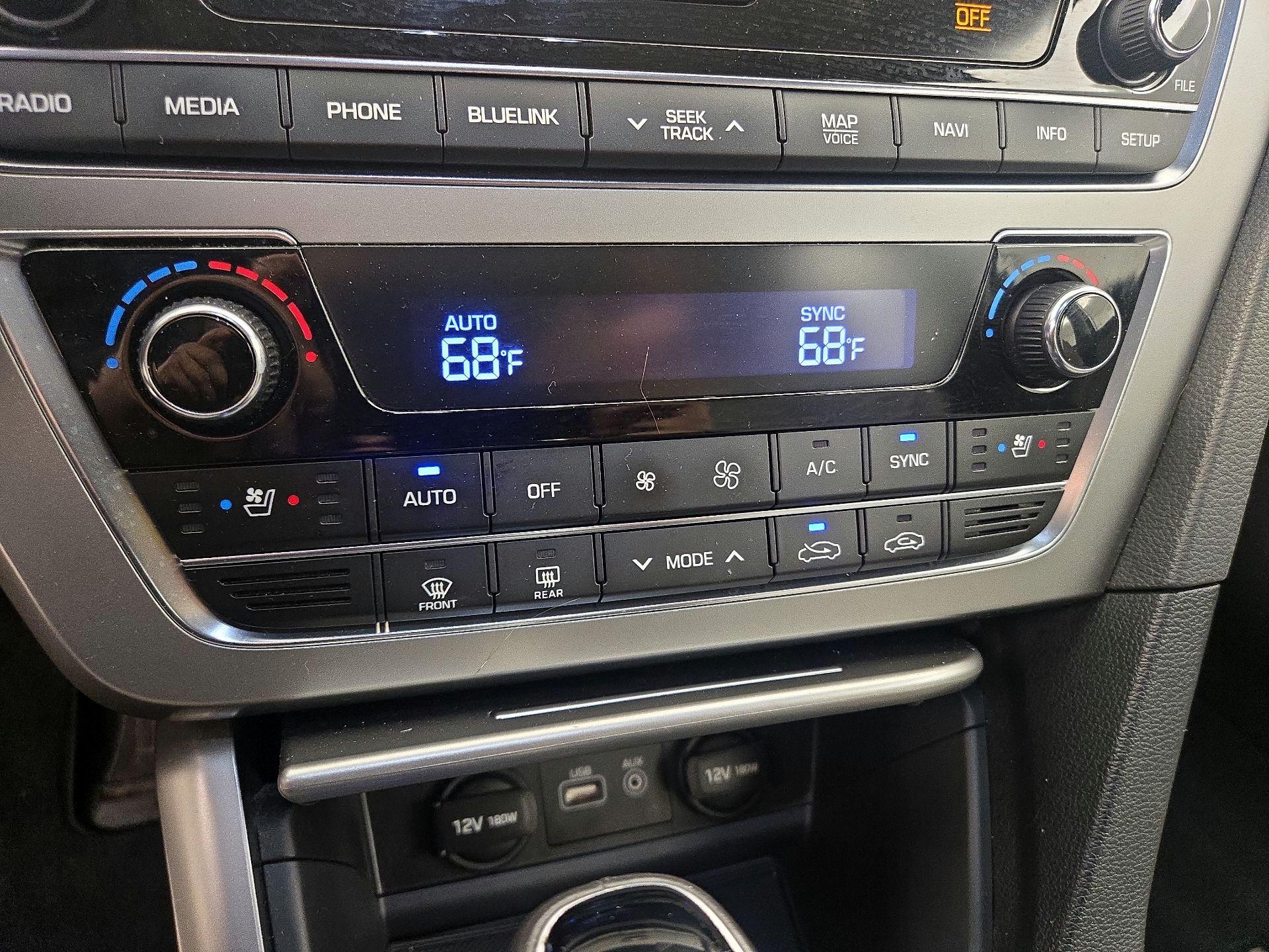 Thumbnail: 2017 Hyundai Sonata - 17