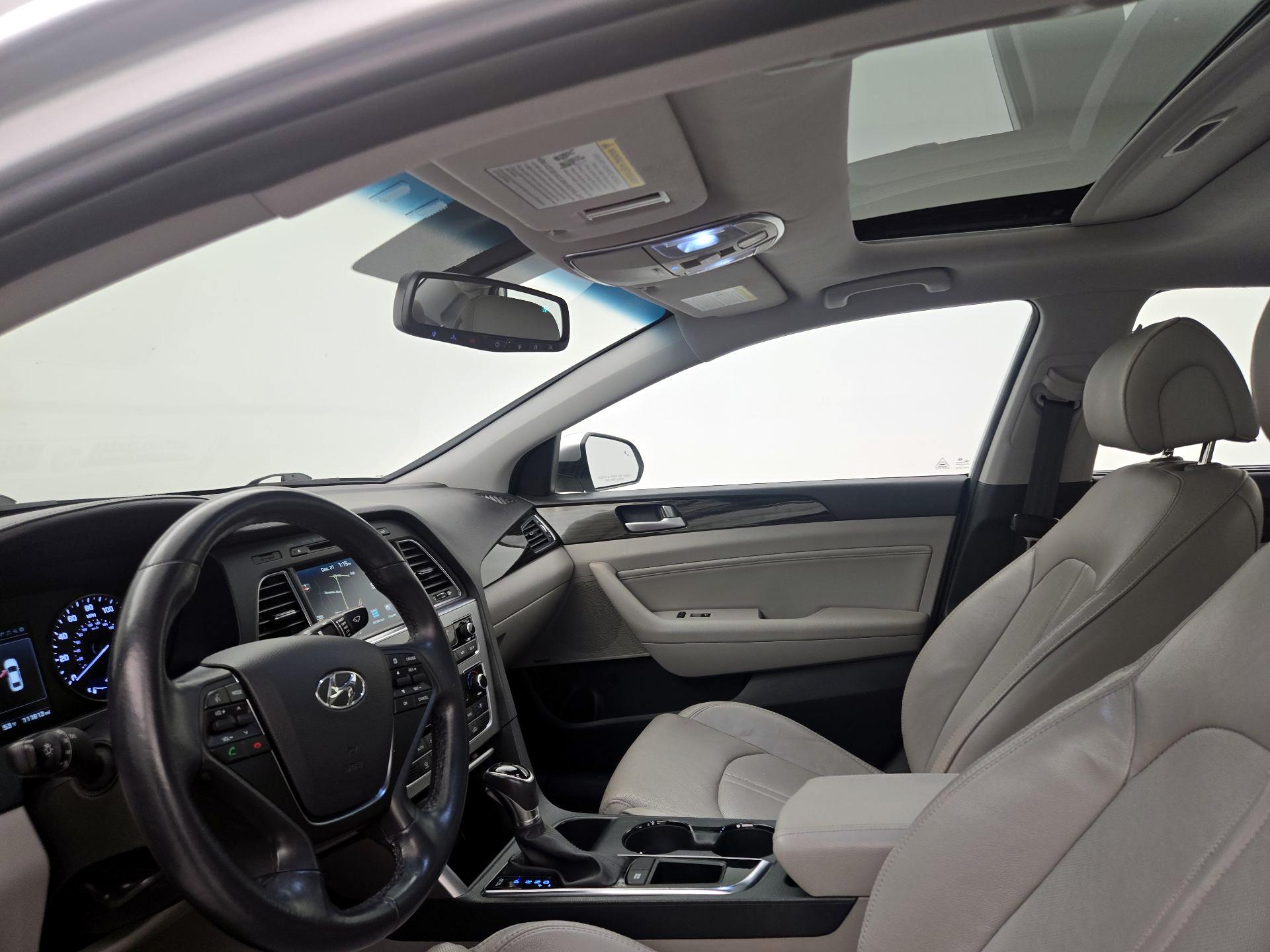 Thumbnail: 2017 Hyundai Sonata - 20