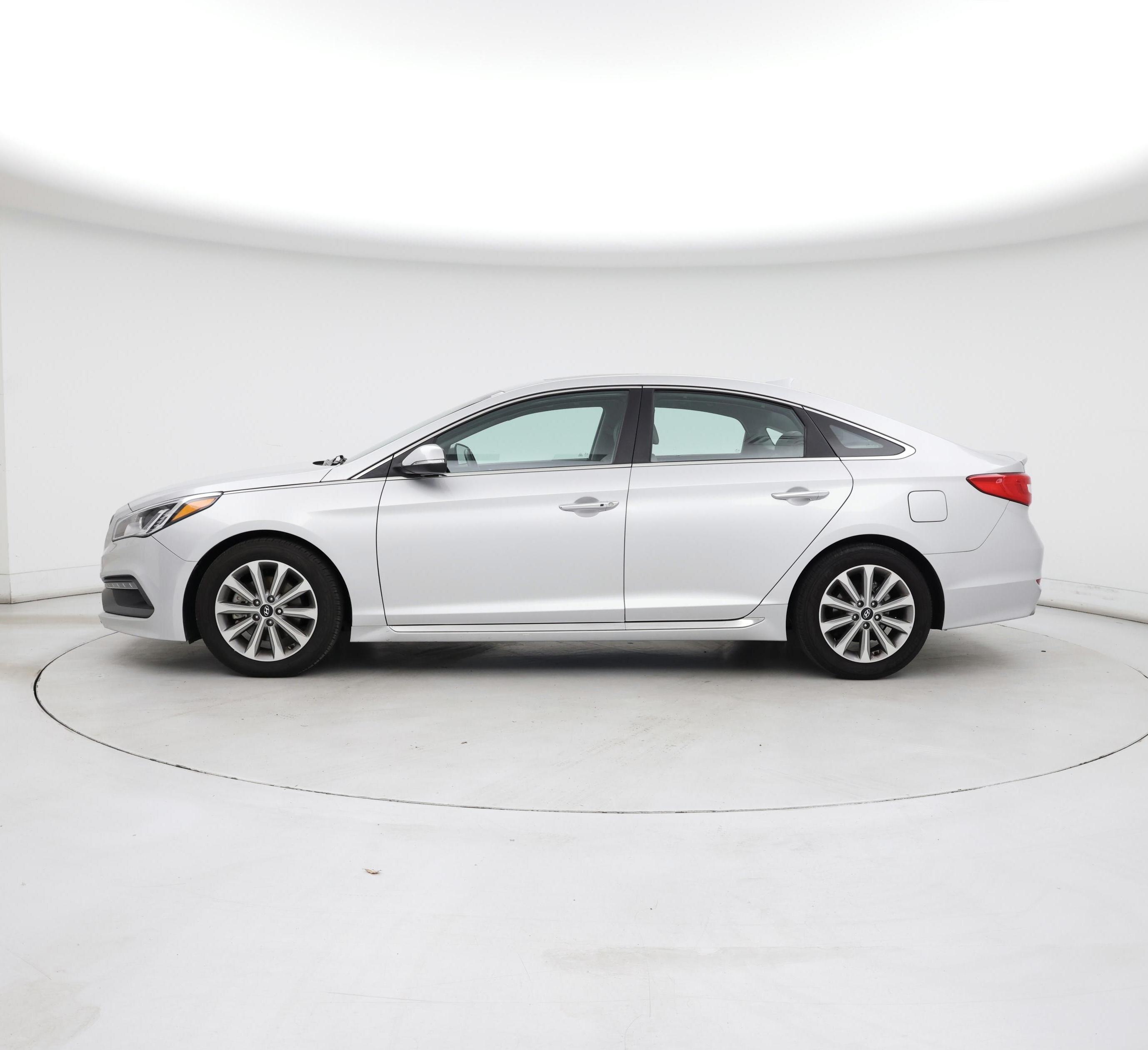 Thumbnail: 2017 Hyundai Sonata - 3