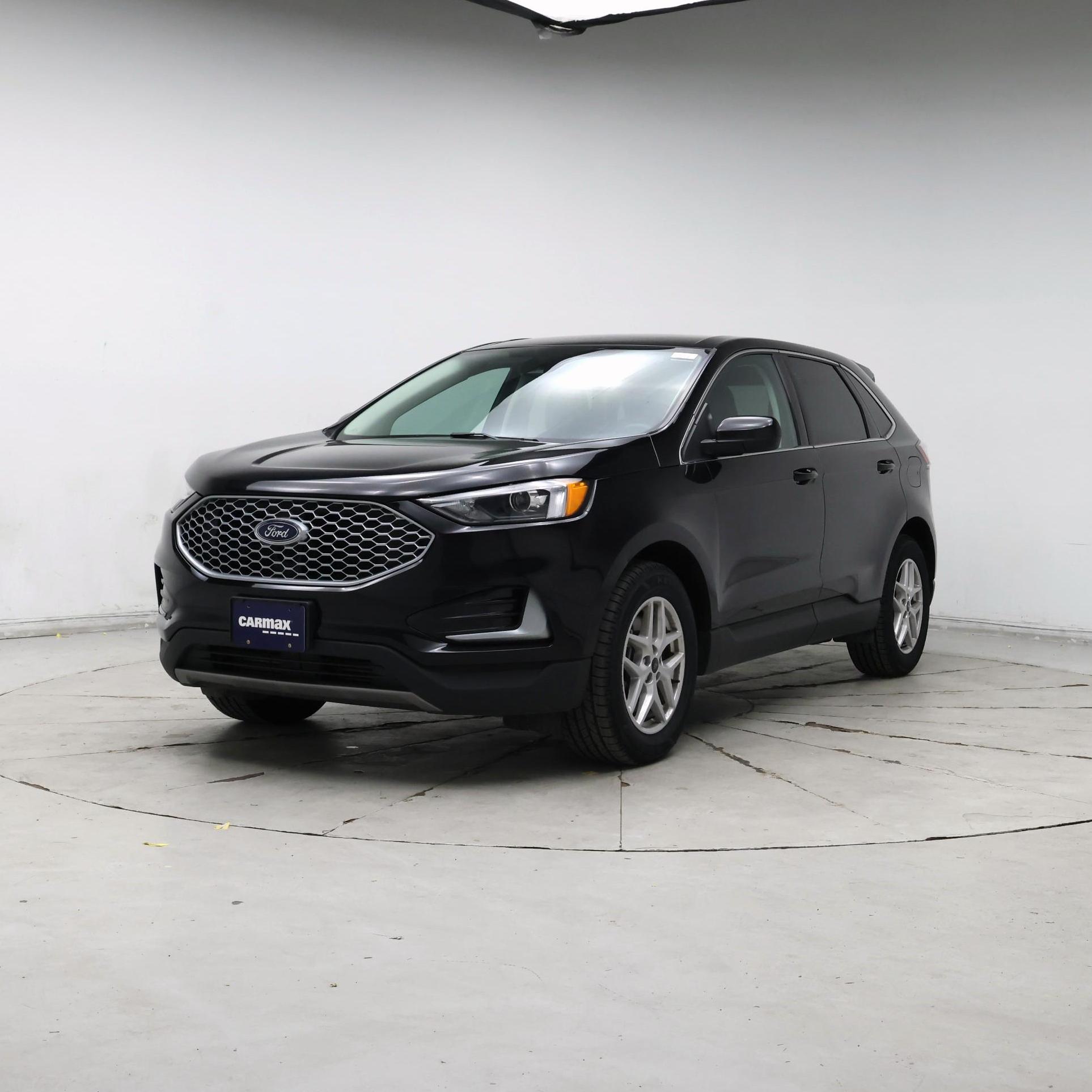 Thumbnail: 2023 Ford Edge - 4