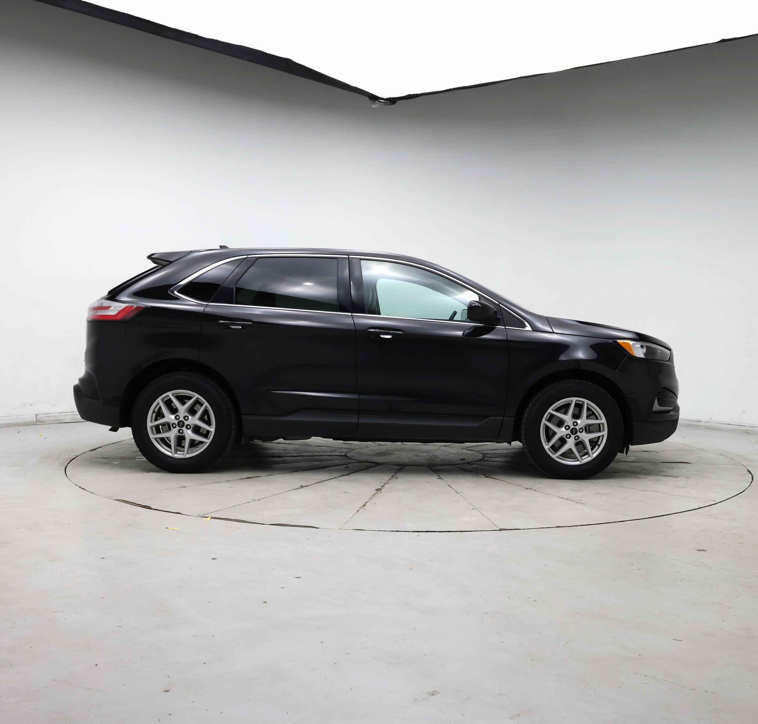 Thumbnail: 2023 Ford Edge - 7