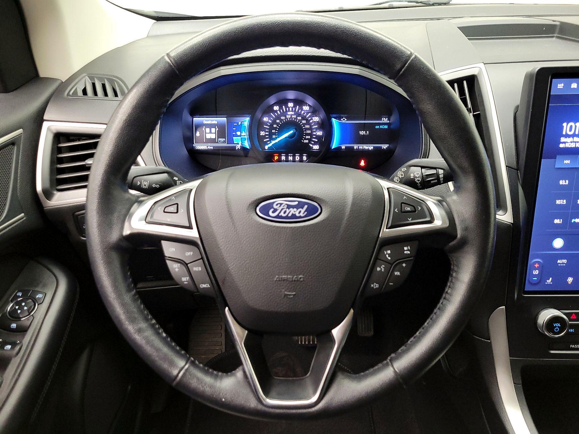 Thumbnail: 2023 Ford Edge - 10