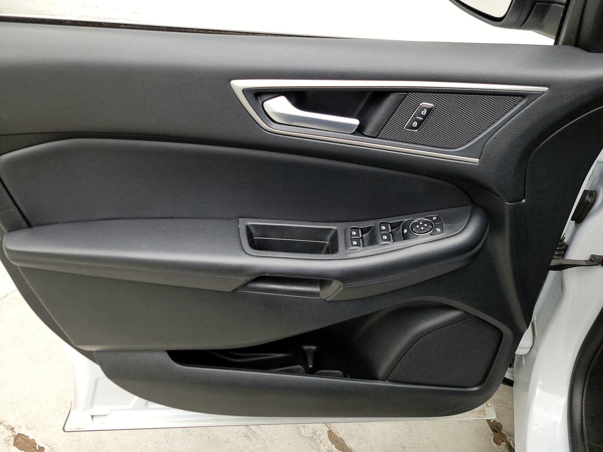 Thumbnail: 2023 Ford Edge - 12