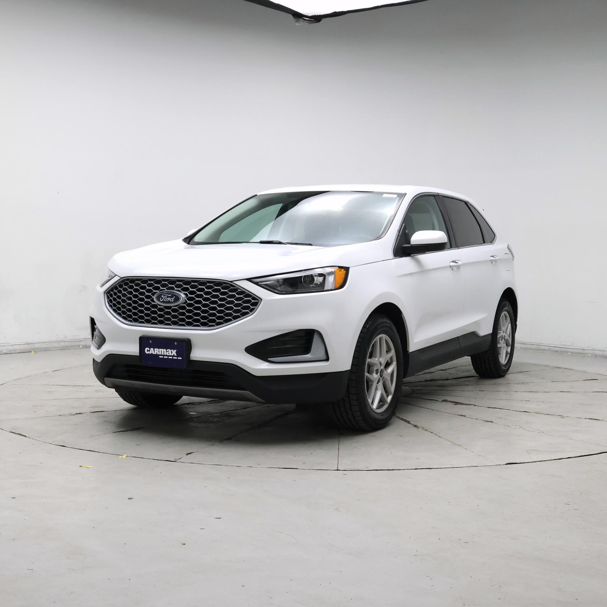 Thumbnail: 2023 Ford Edge - 4