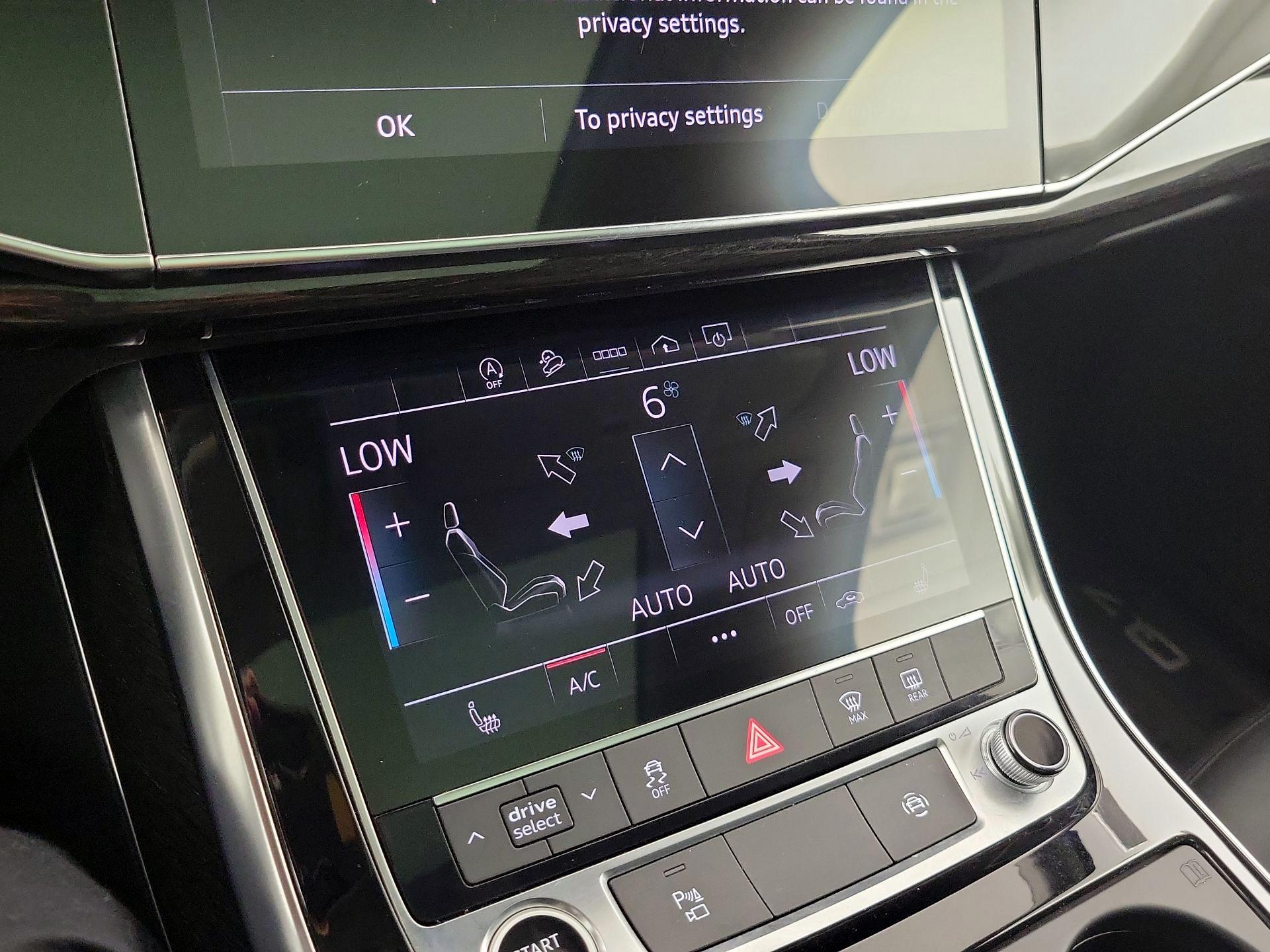 Thumbnail: 2022 Audi Q7 - 17