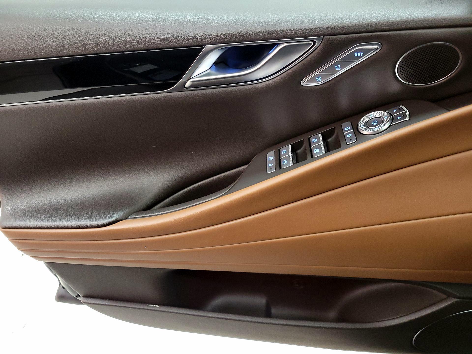 Thumbnail: 2023 Genesis G80 - 12