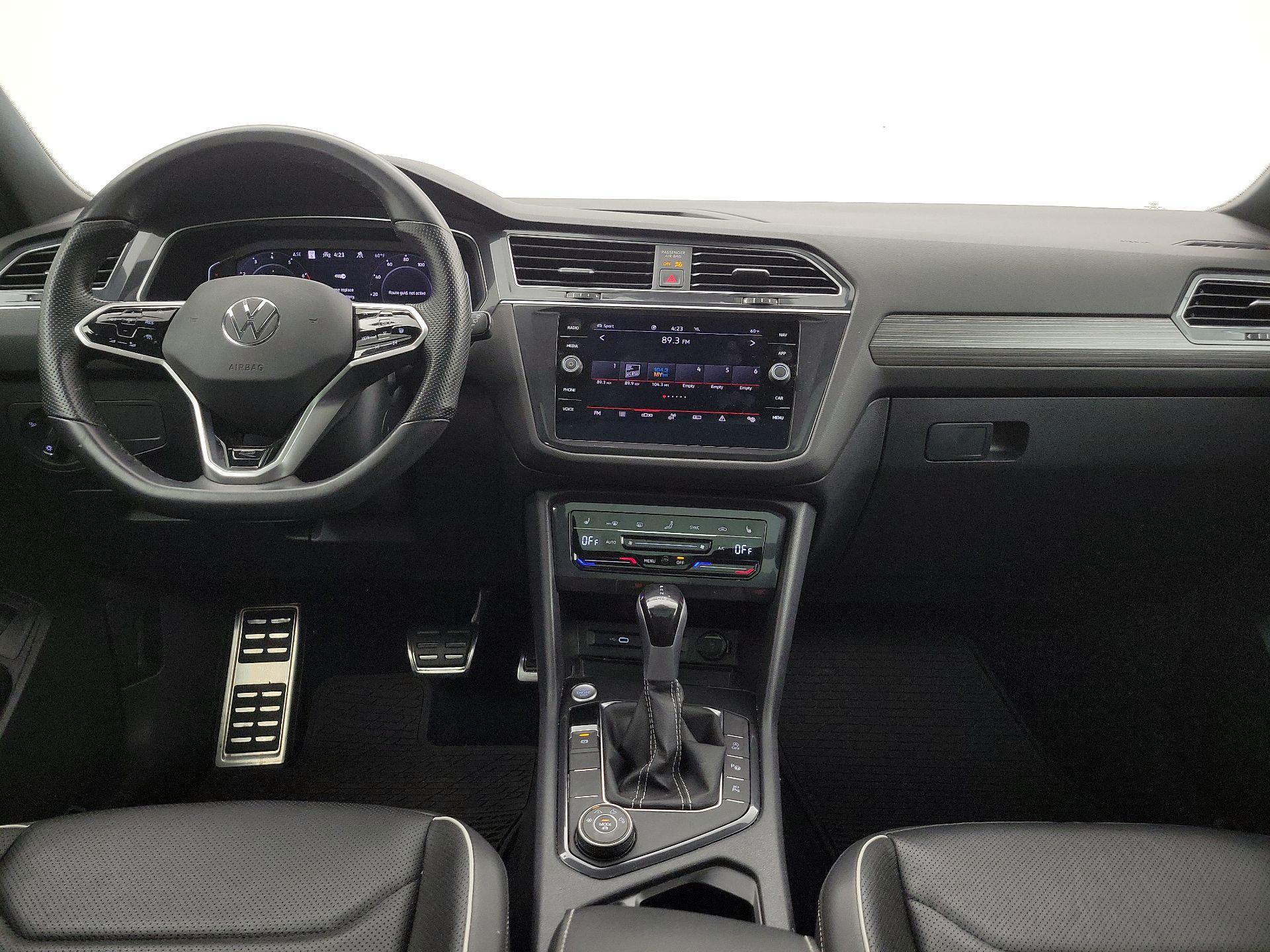 Thumbnail: 2022 Volkswagen Tiguan - 9