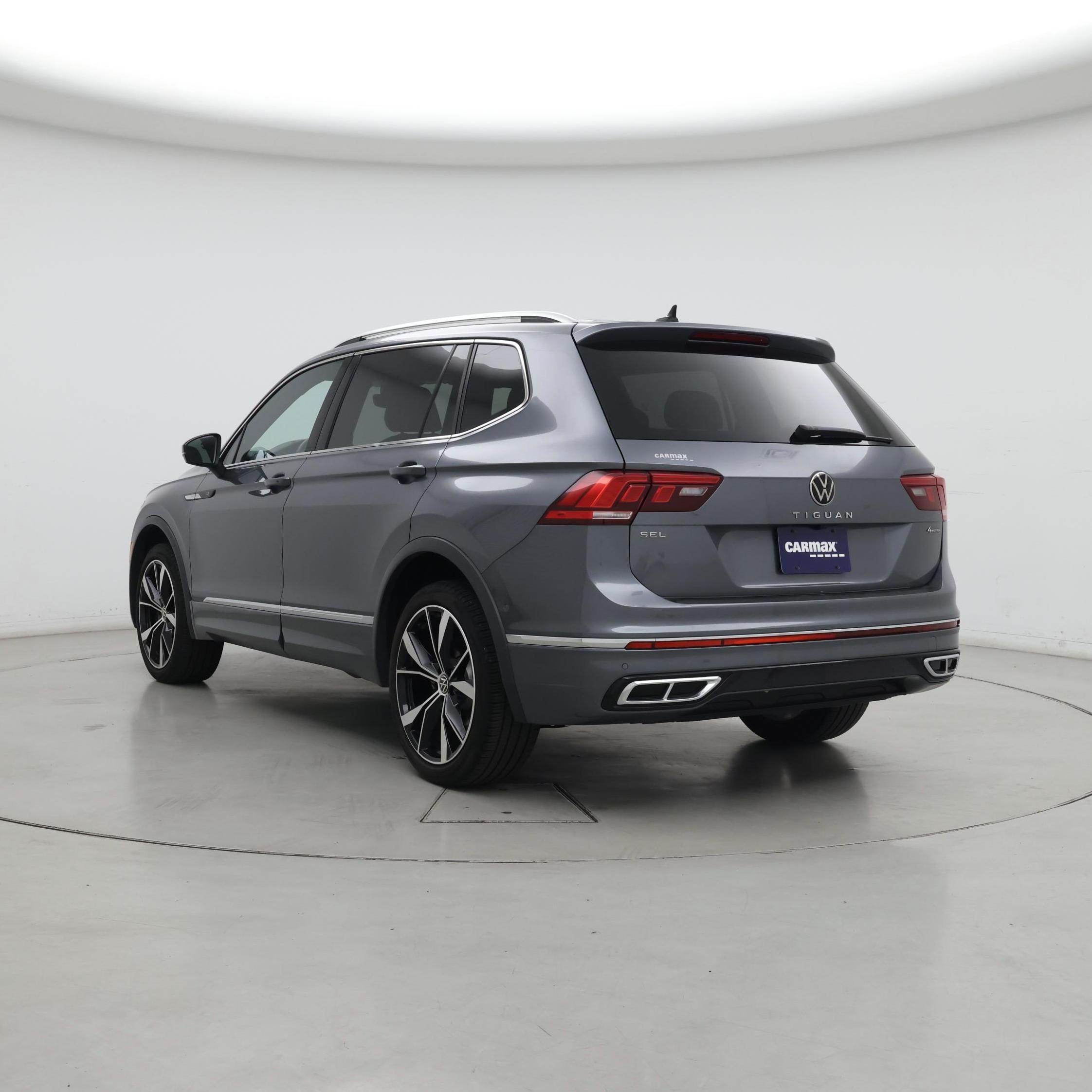 Thumbnail: 2022 Volkswagen Tiguan - 2