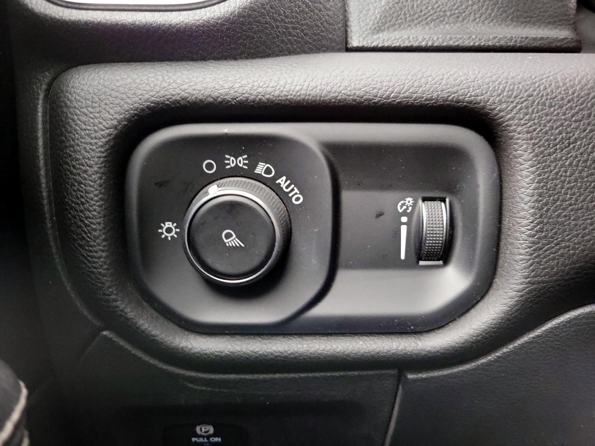 Thumbnail: 2024 RAM 1500 - 13