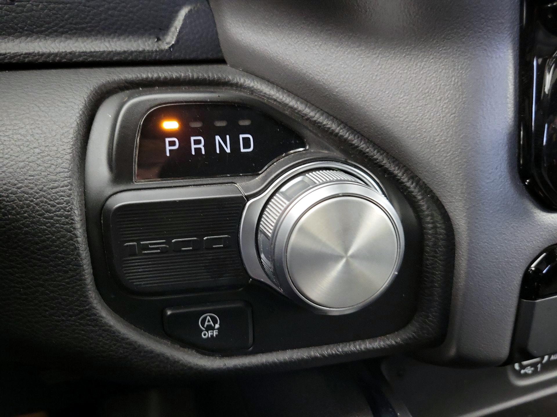 Thumbnail: 2024 RAM 1500 - 18