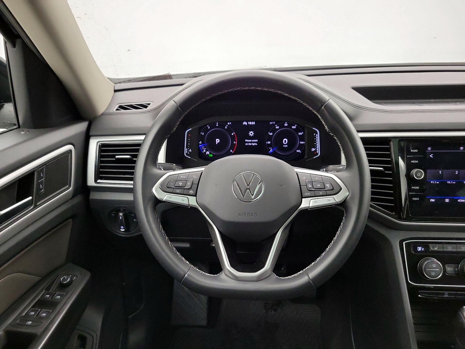 Thumbnail: 2023 Volkswagen Atlas - 10