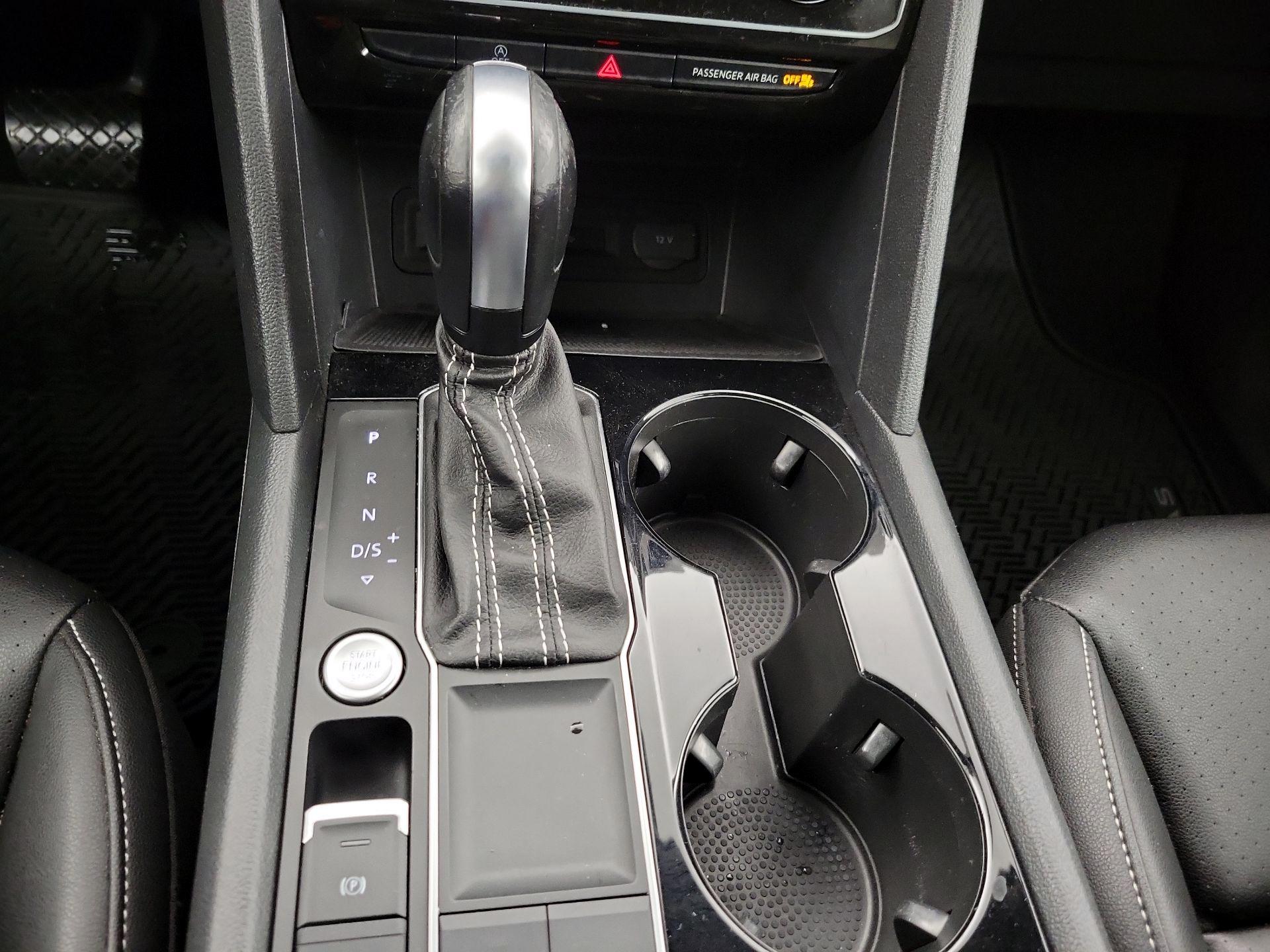 Thumbnail: 2023 Volkswagen Atlas - 17