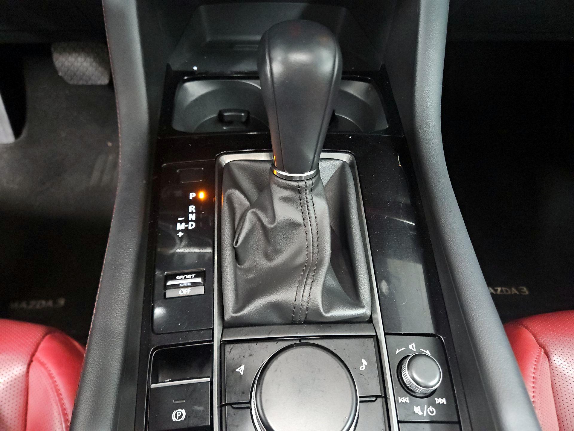 Thumbnail: 2024 Mazda Mazda3 - 17