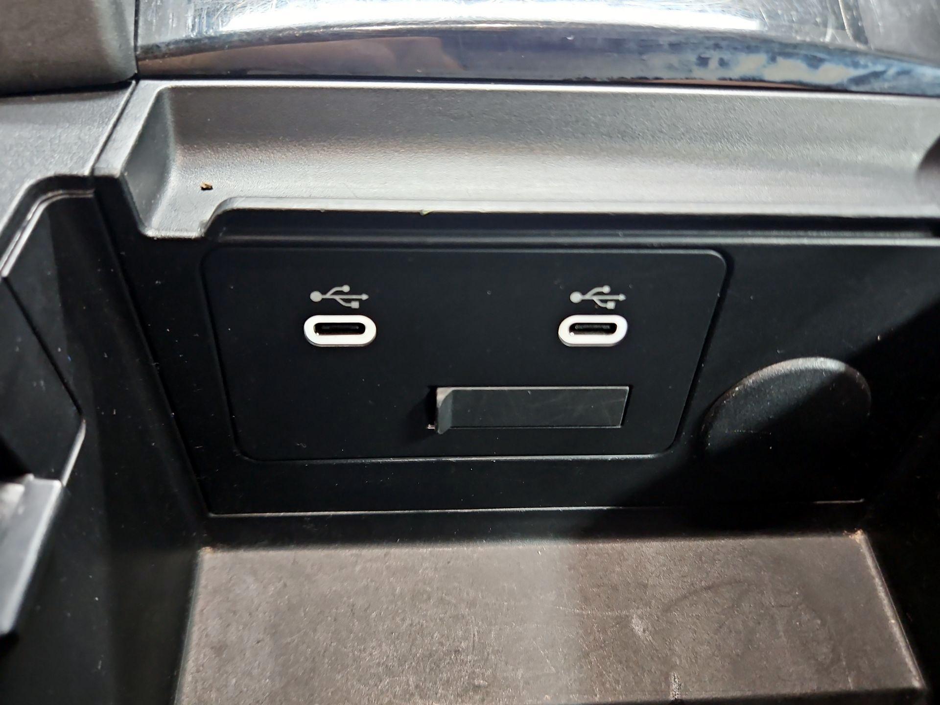 Thumbnail: 2024 Mazda Mazda3 - 18