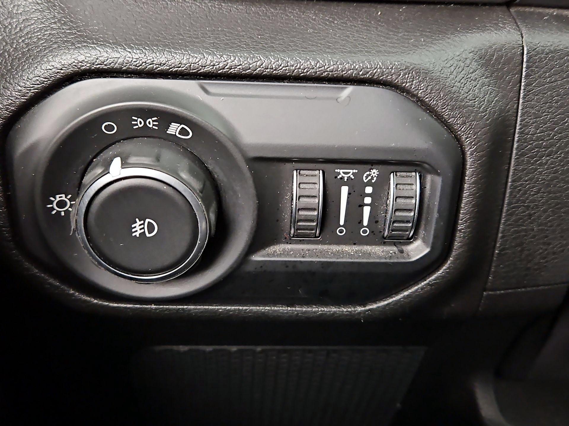 Thumbnail: 2021 Jeep Wrangler - 13