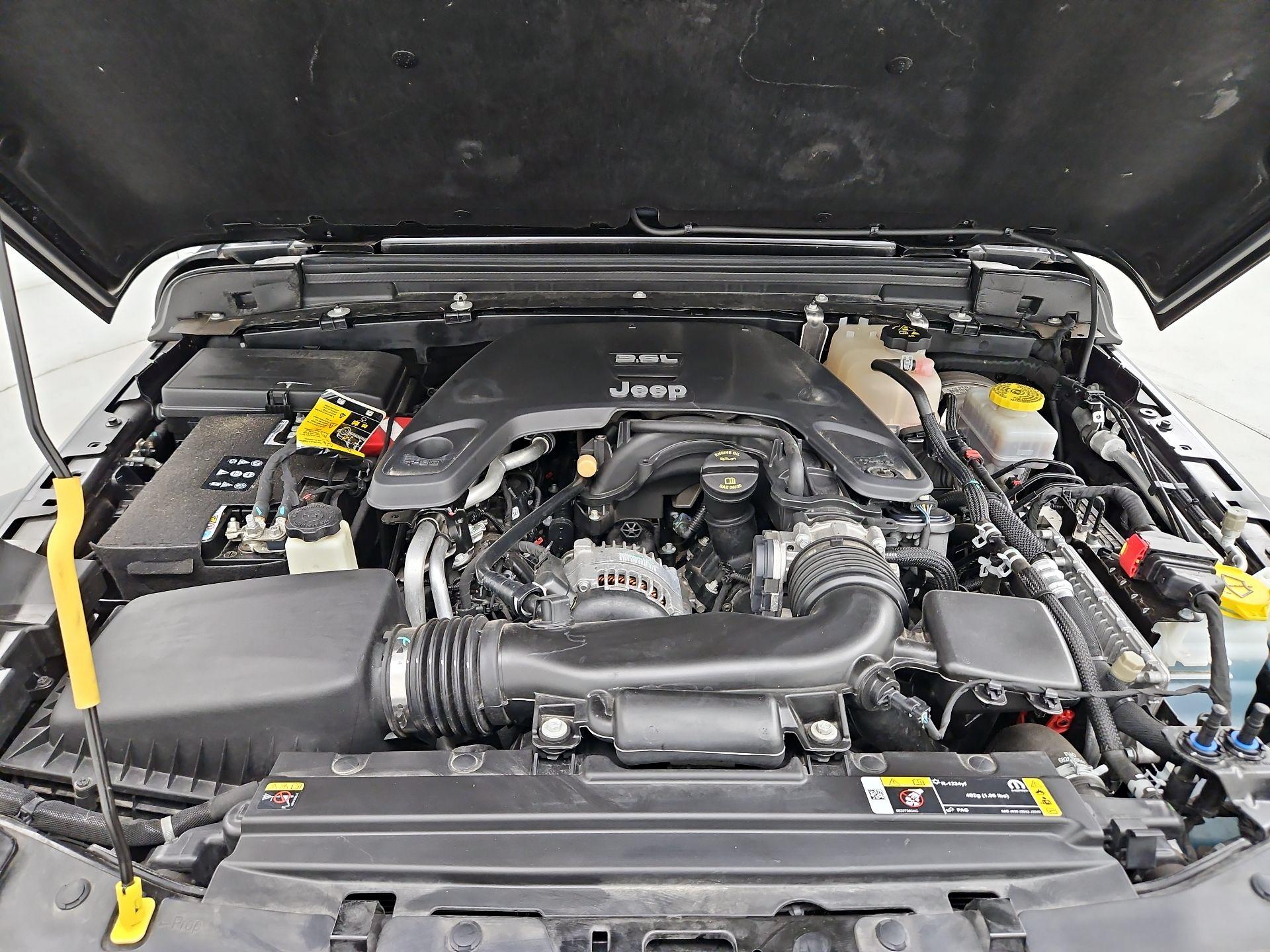 Thumbnail: 2021 Jeep Wrangler - 20