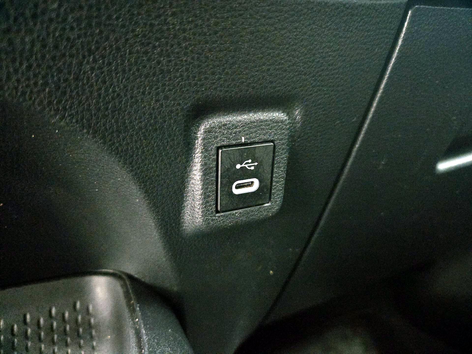 Thumbnail: 2024 Toyota Corolla - 18