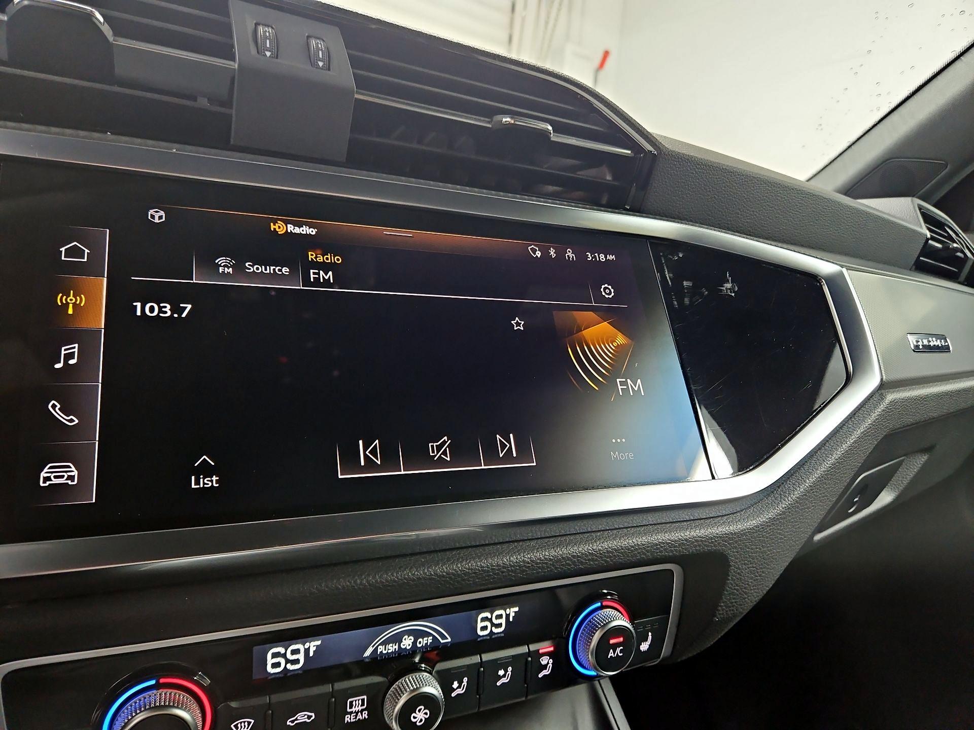 Thumbnail: 2023 Audi Q3 - 15