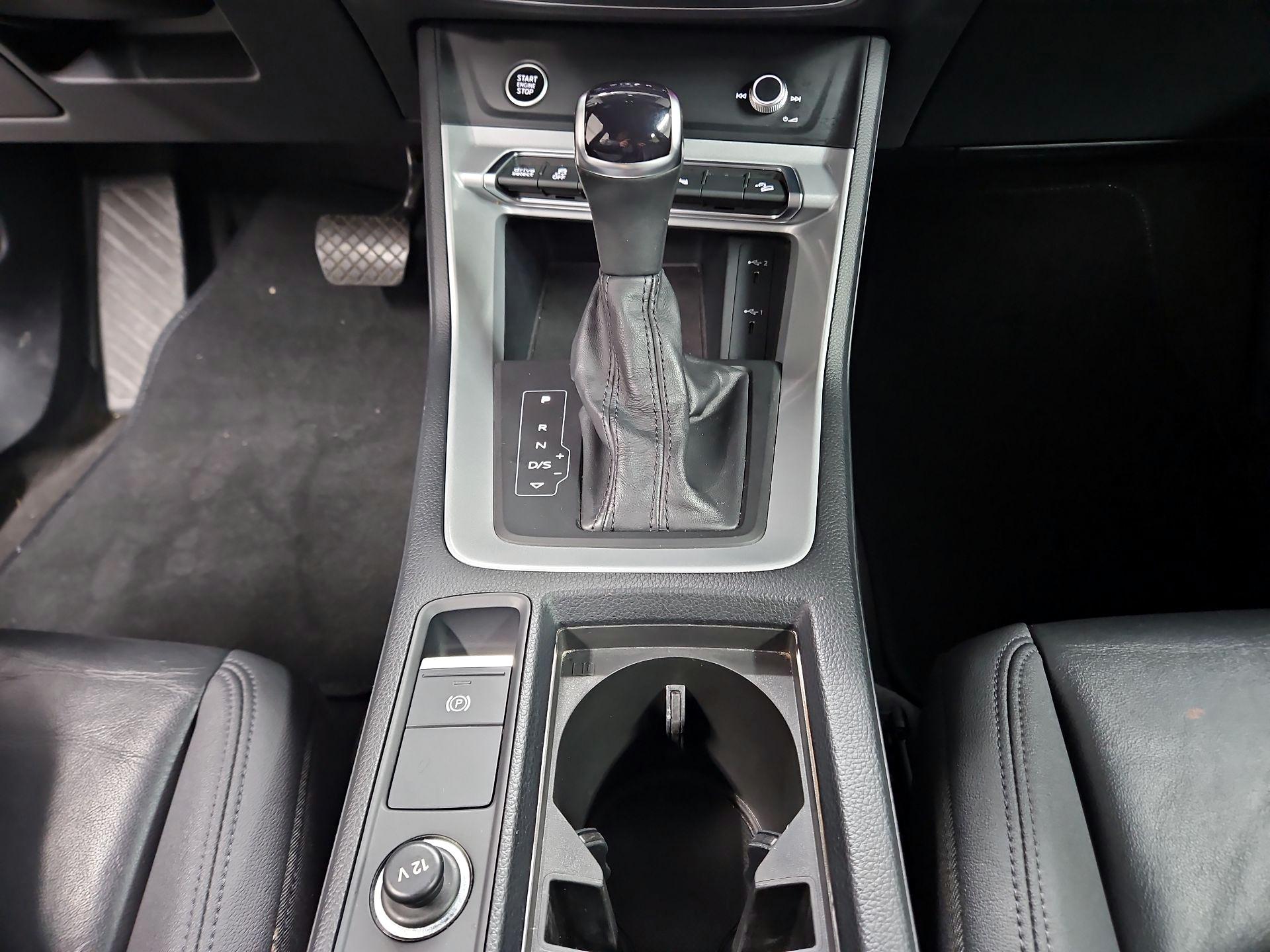 Thumbnail: 2023 Audi Q3 - 17