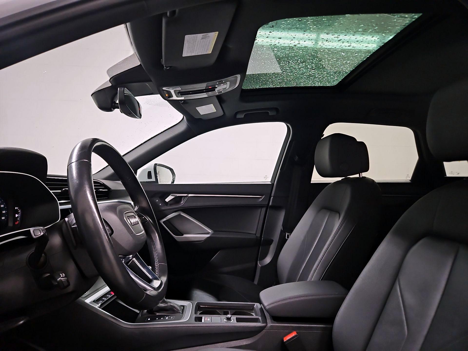 Thumbnail: 2023 Audi Q3 - 19