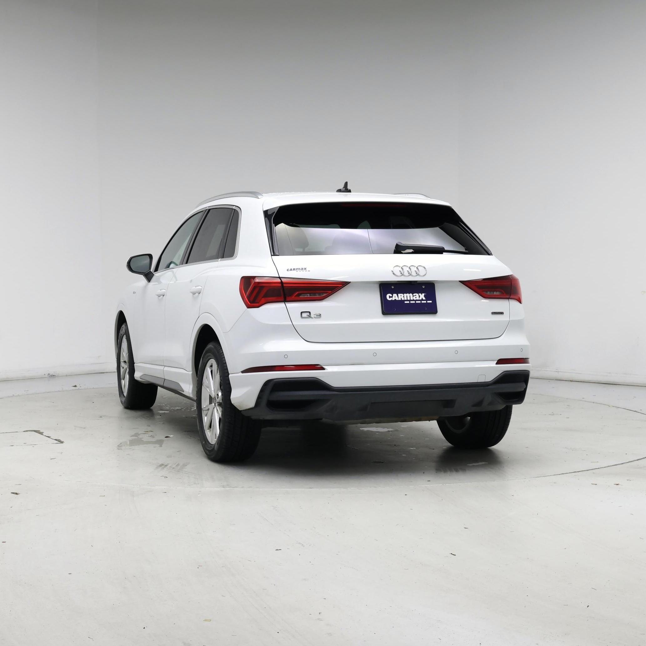 Thumbnail: 2023 Audi Q3 - 6