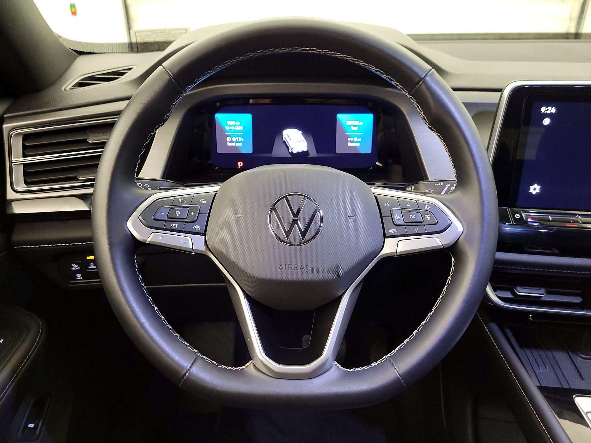 Thumbnail: 2025 Volkswagen Atlas - 10