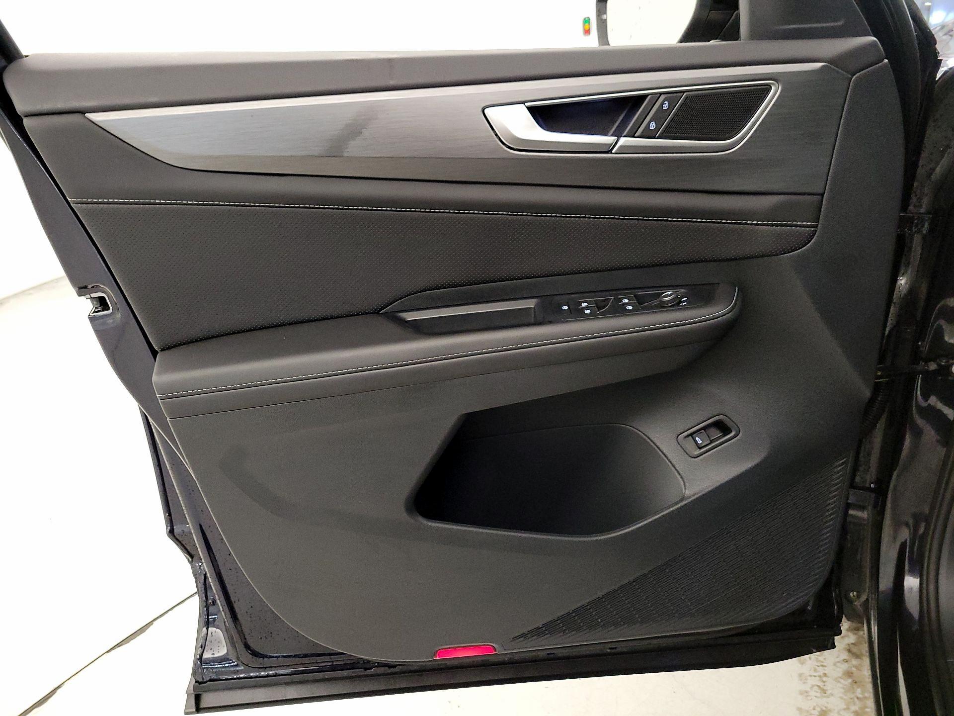 Thumbnail: 2025 Volkswagen Atlas - 12