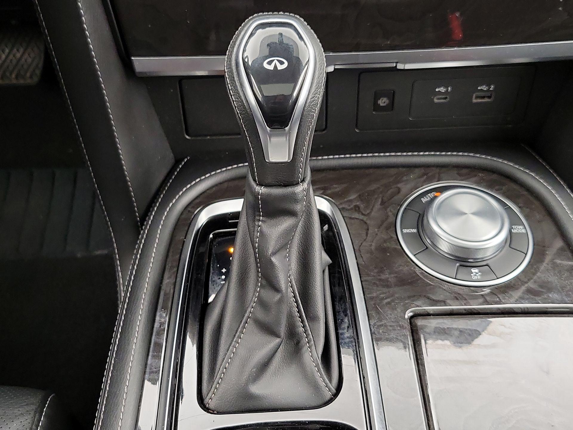 Thumbnail: 2024 INFINITI QX80 - 18