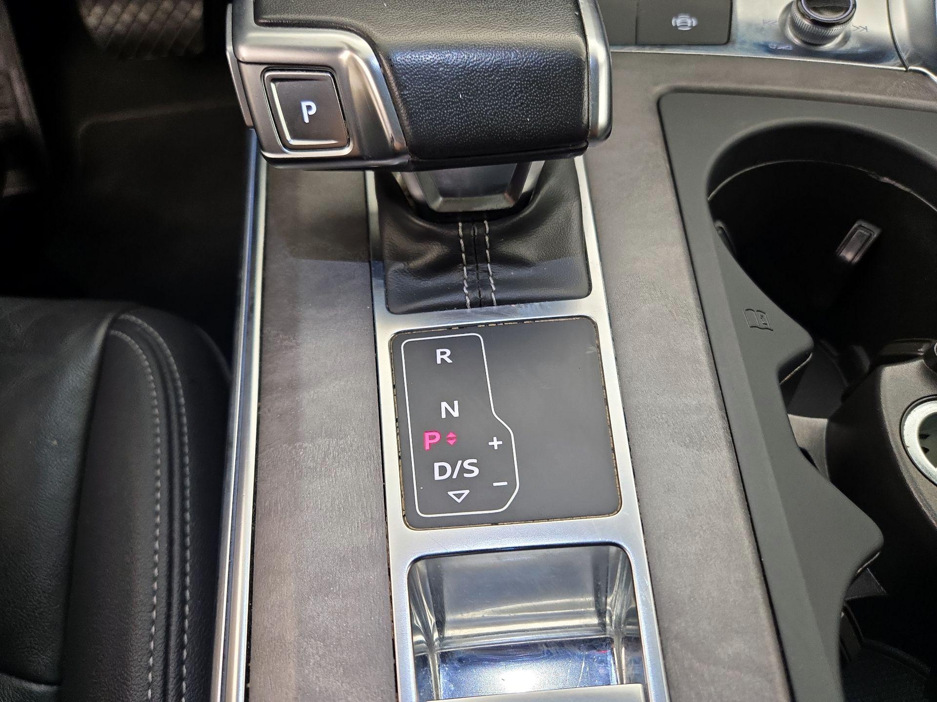 Thumbnail: 2024 Audi A6 - 17