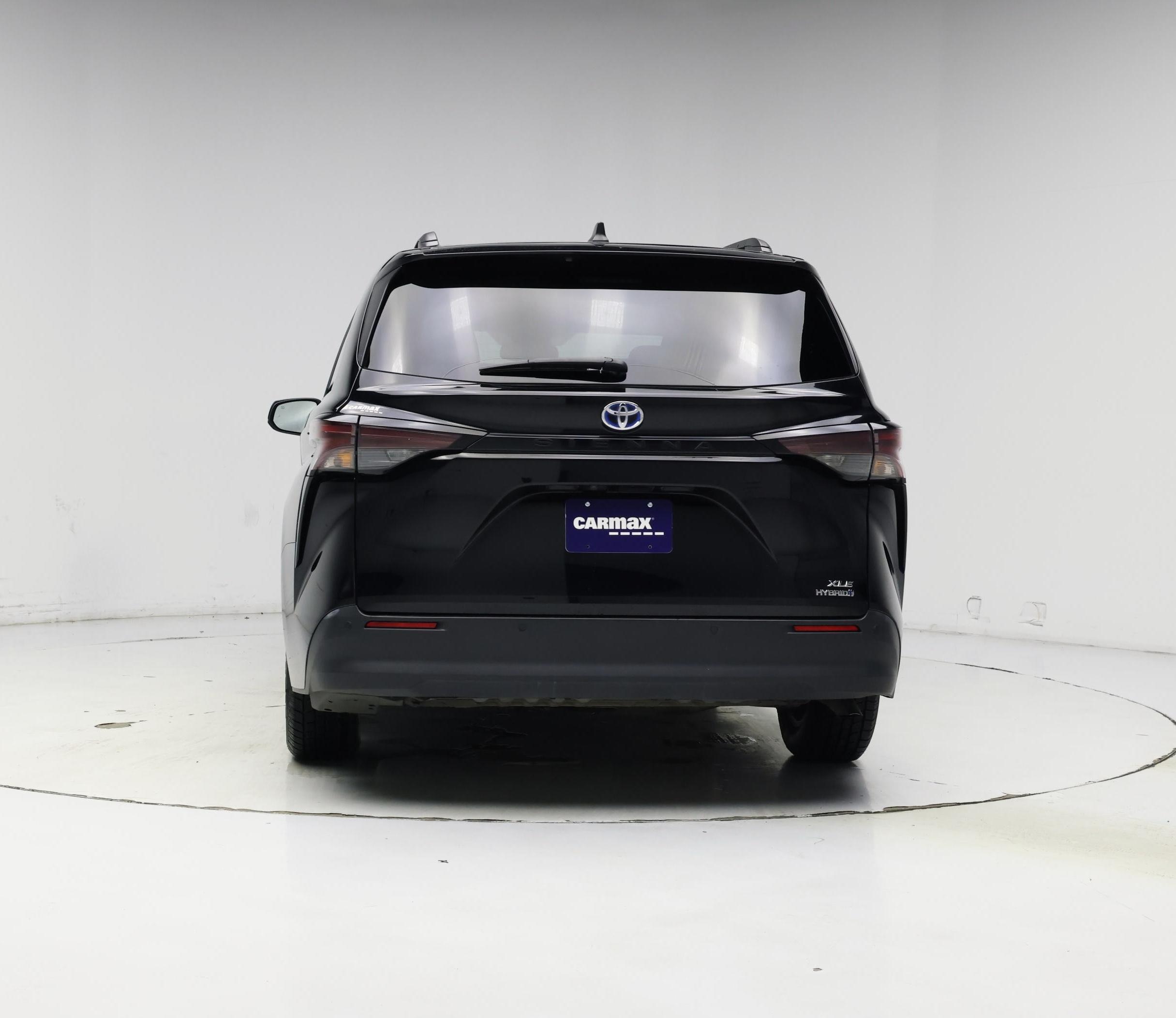 Thumbnail: 2023 Toyota Sienna - 6