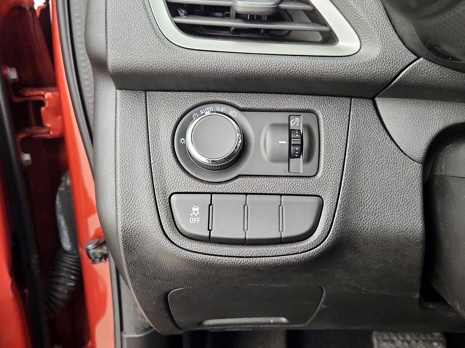 Thumbnail: 2021 Chevrolet Spark - 13