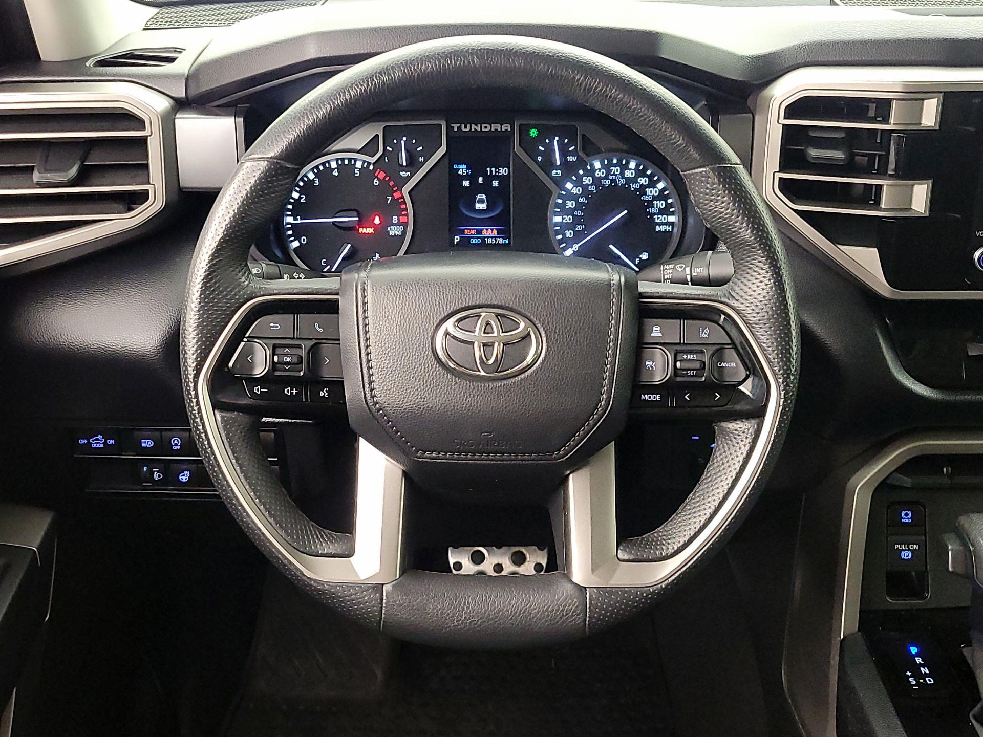 Thumbnail: 2023 Toyota Tundra - 10