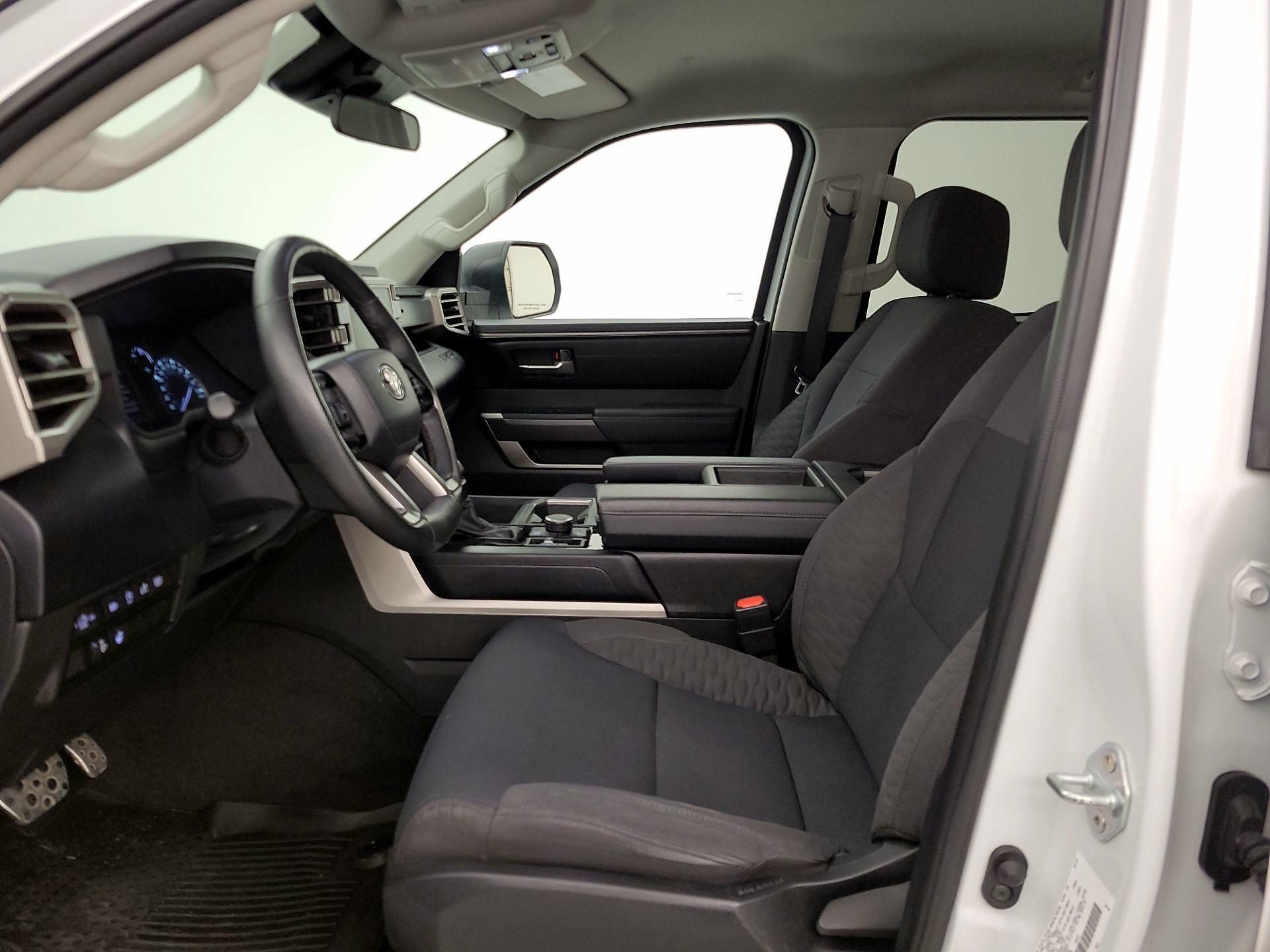 Thumbnail: 2023 Toyota Tundra - 11