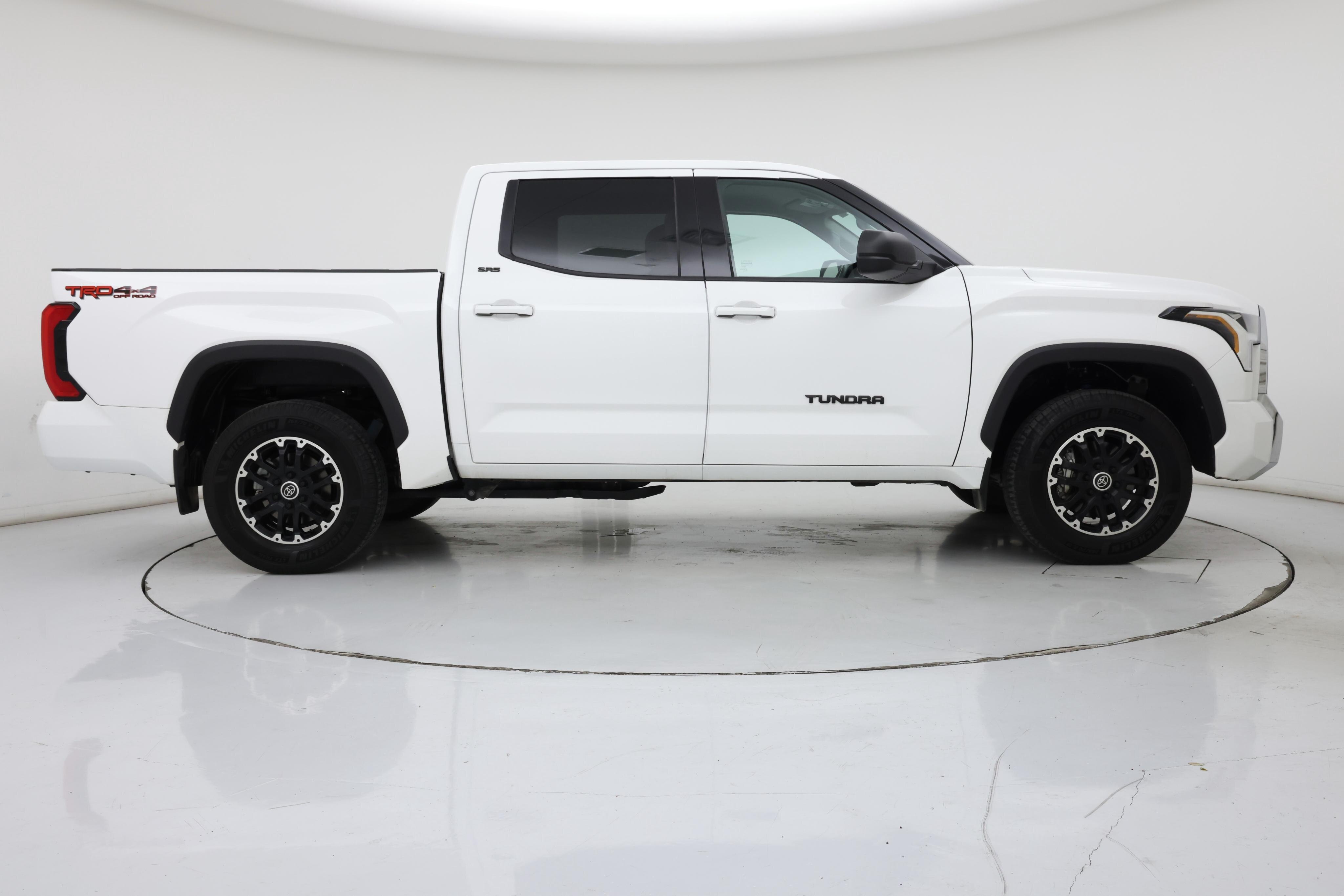 Thumbnail: 2023 Toyota Tundra - 7