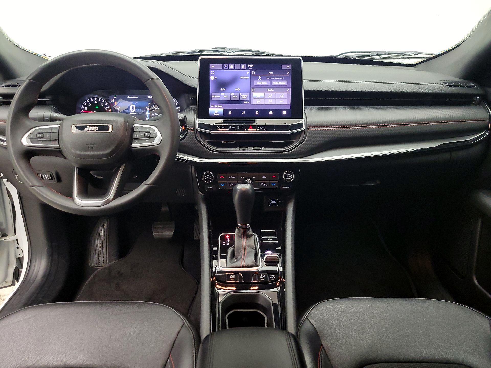 Thumbnail: 2023 Jeep Compass - 9