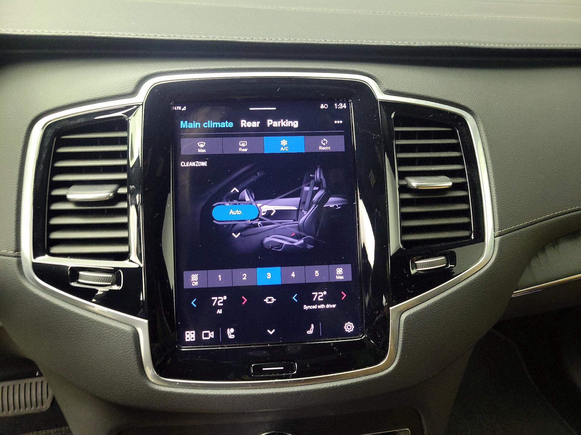 Thumbnail: 2024 Volvo XC90 - 17