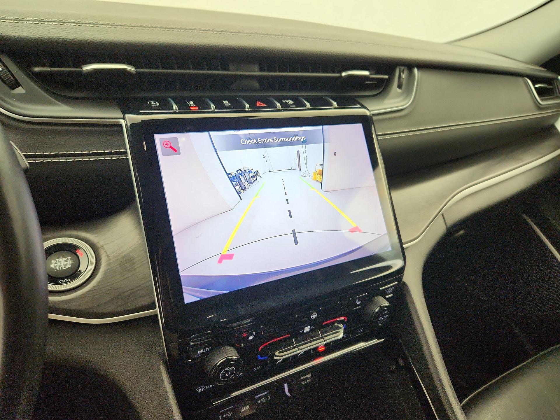 Thumbnail: 2022 Jeep Grand Cherokee - 15