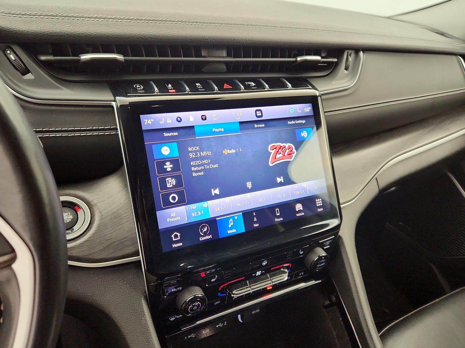 Thumbnail: 2022 Jeep Grand Cherokee - 16