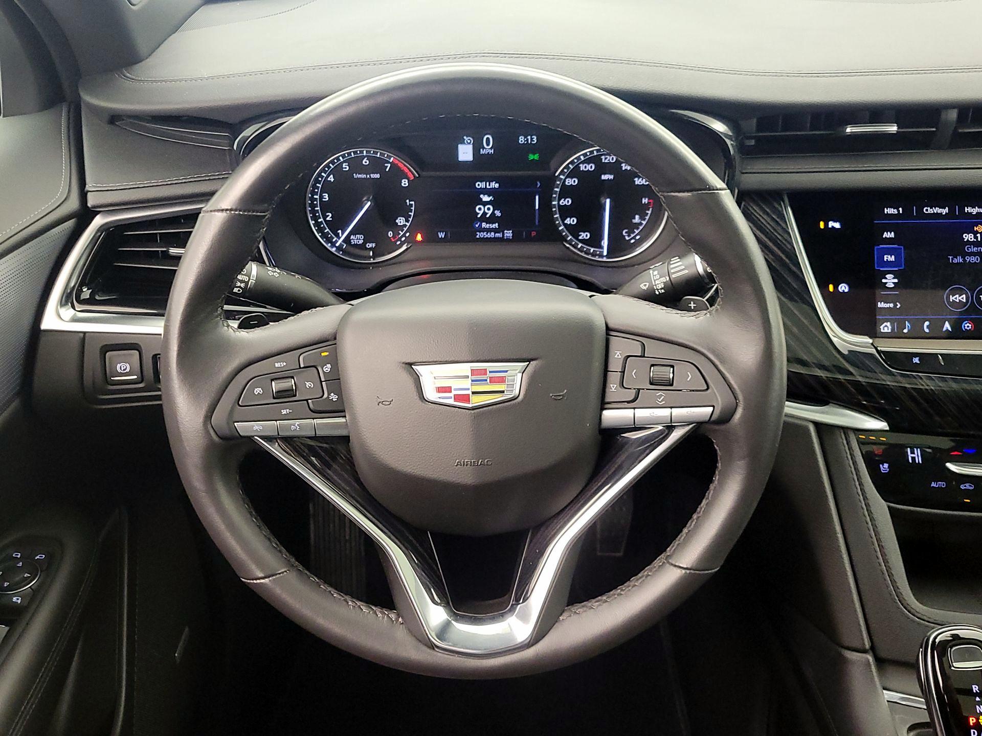 Thumbnail: 2025 Cadillac XT6 - 10