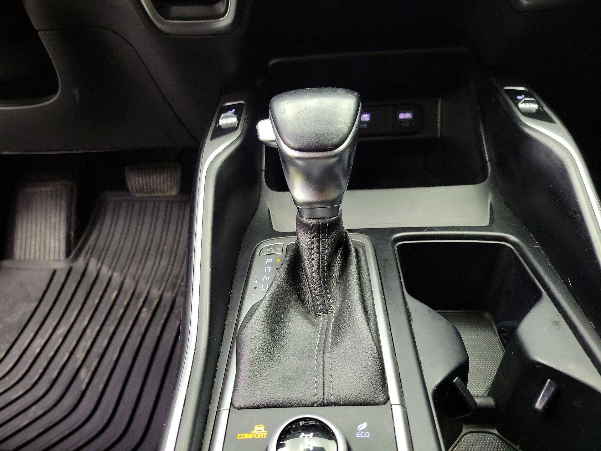 Thumbnail: 2021 Kia Sorento - 16