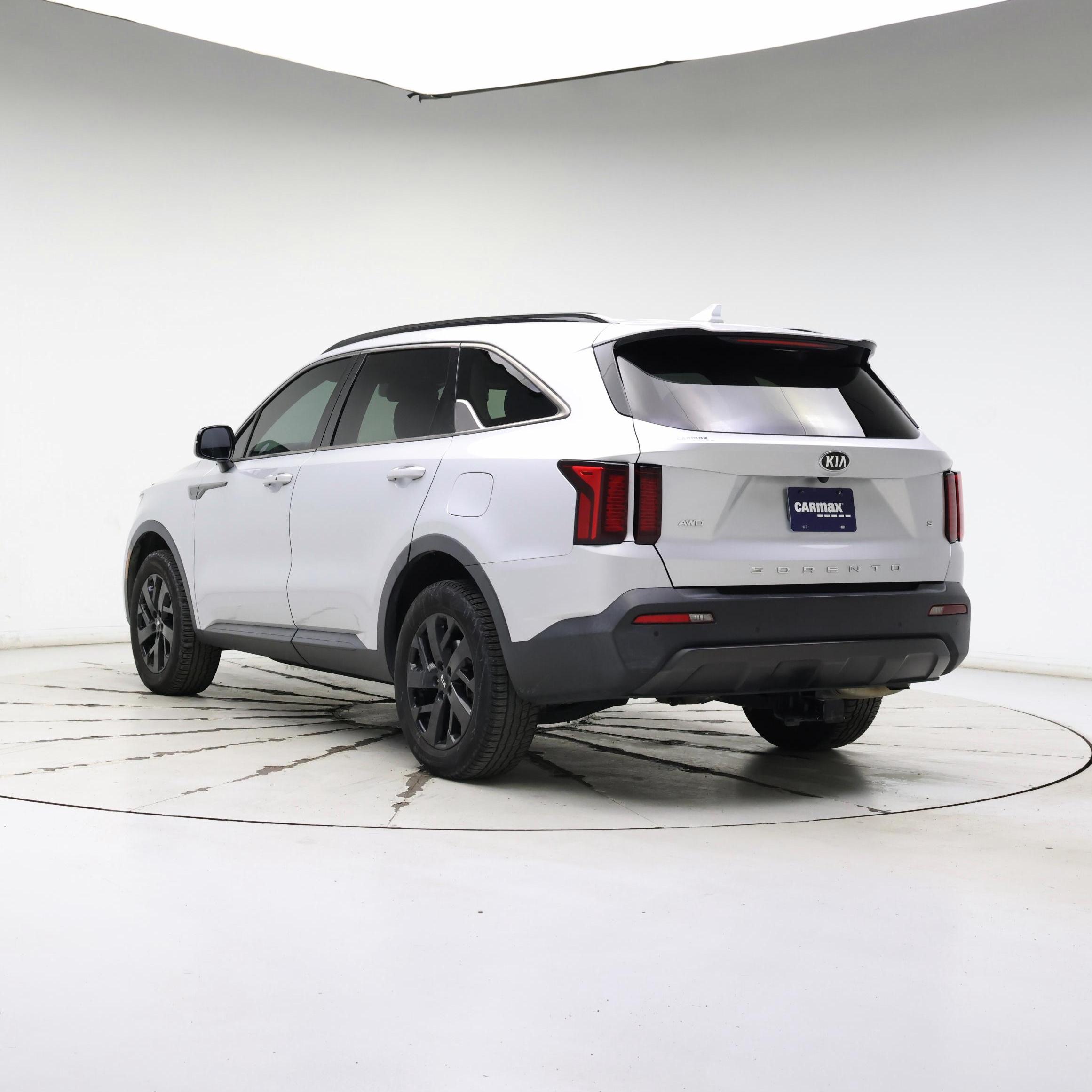 Thumbnail: 2021 Kia Sorento - 2