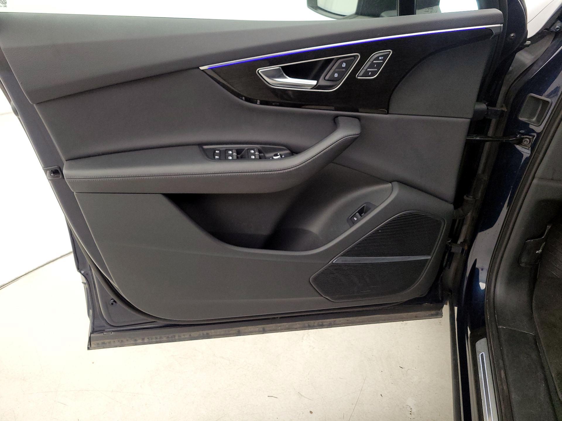 Thumbnail: 2024 Audi Q7 - 12