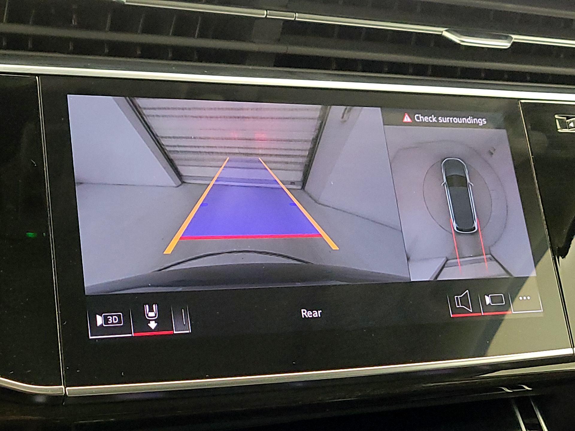 Thumbnail: 2024 Audi Q7 - 15