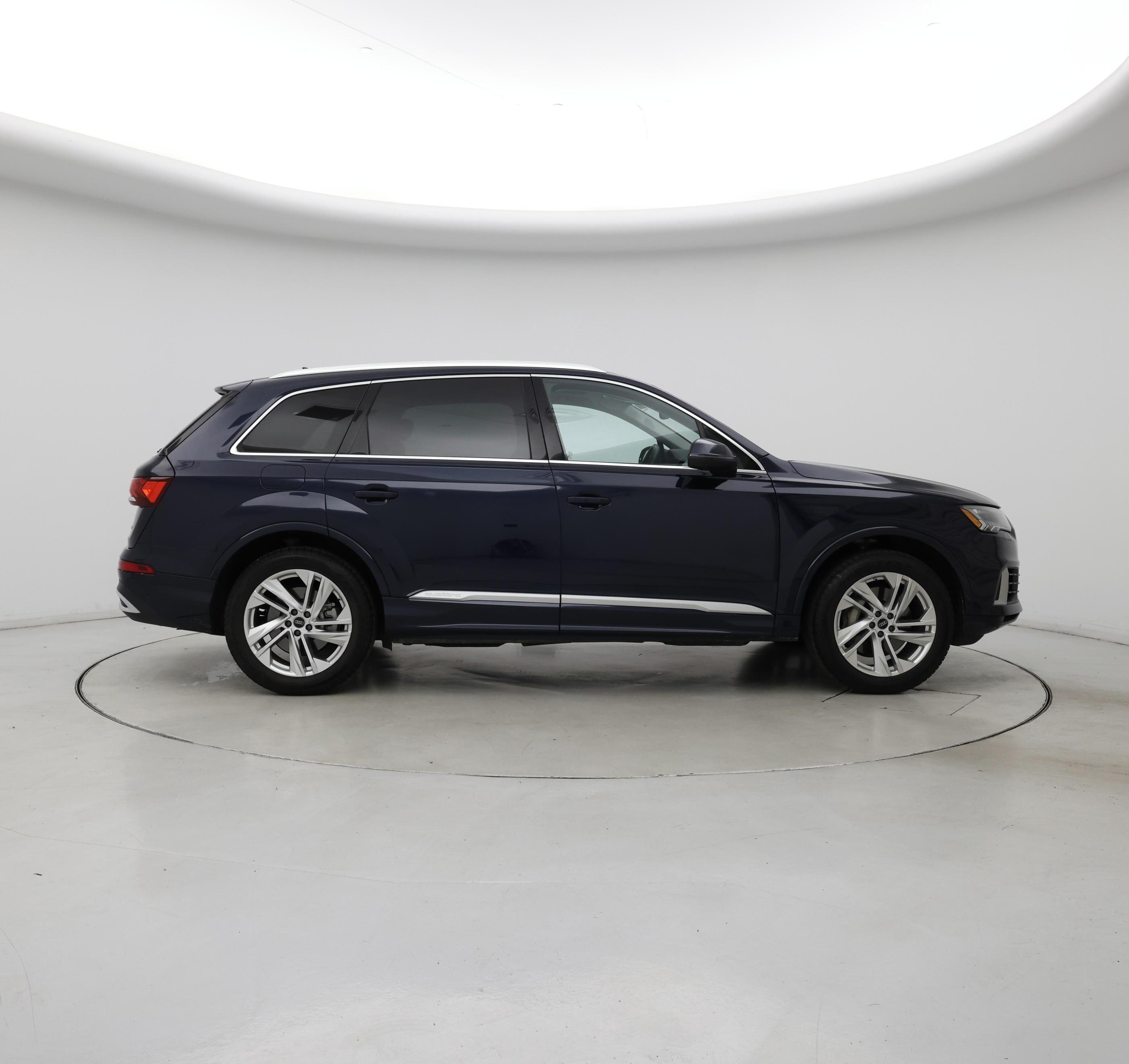 Thumbnail: 2024 Audi Q7 - 7