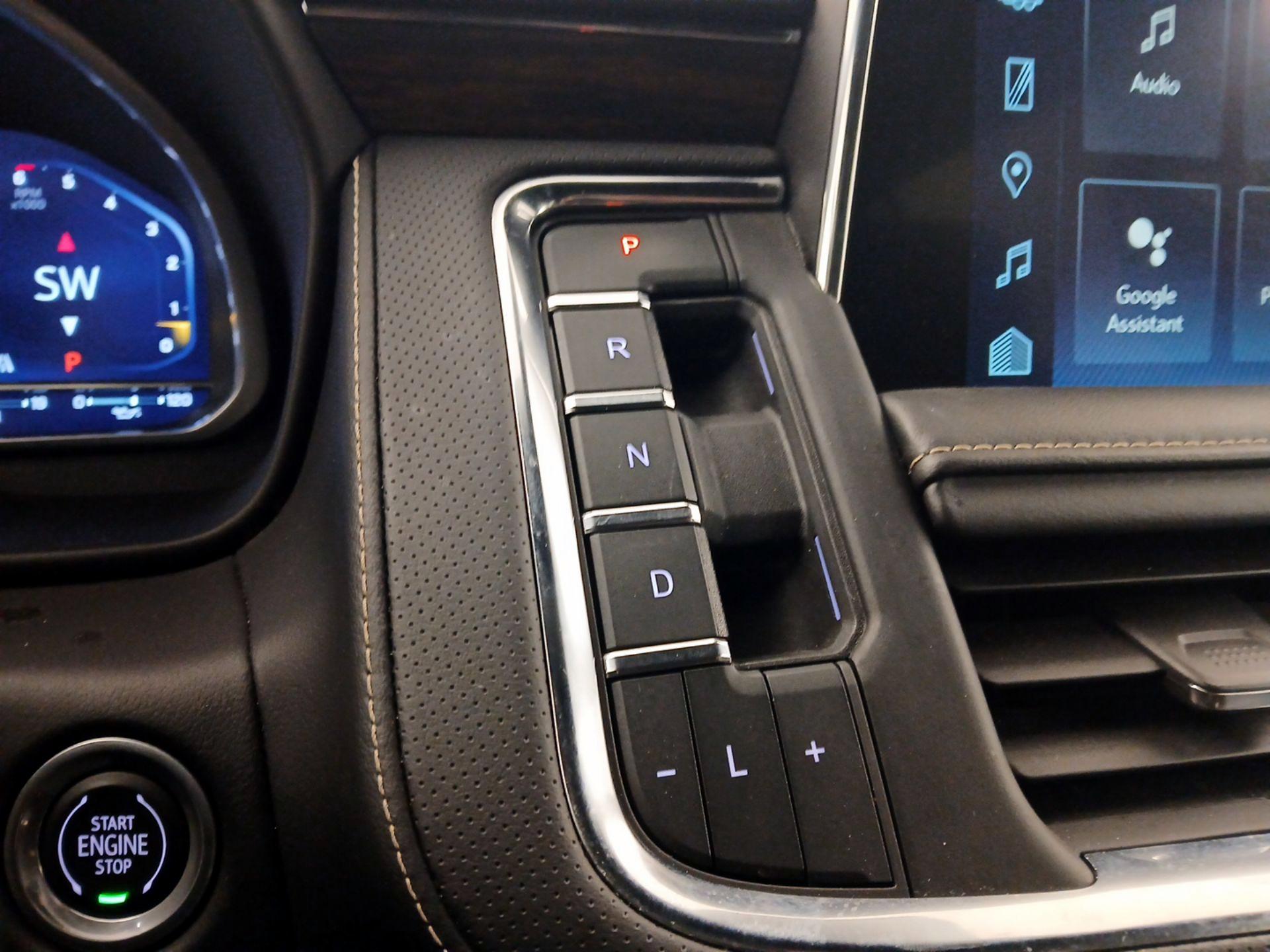 Thumbnail: 2023 Chevrolet Suburban - 18