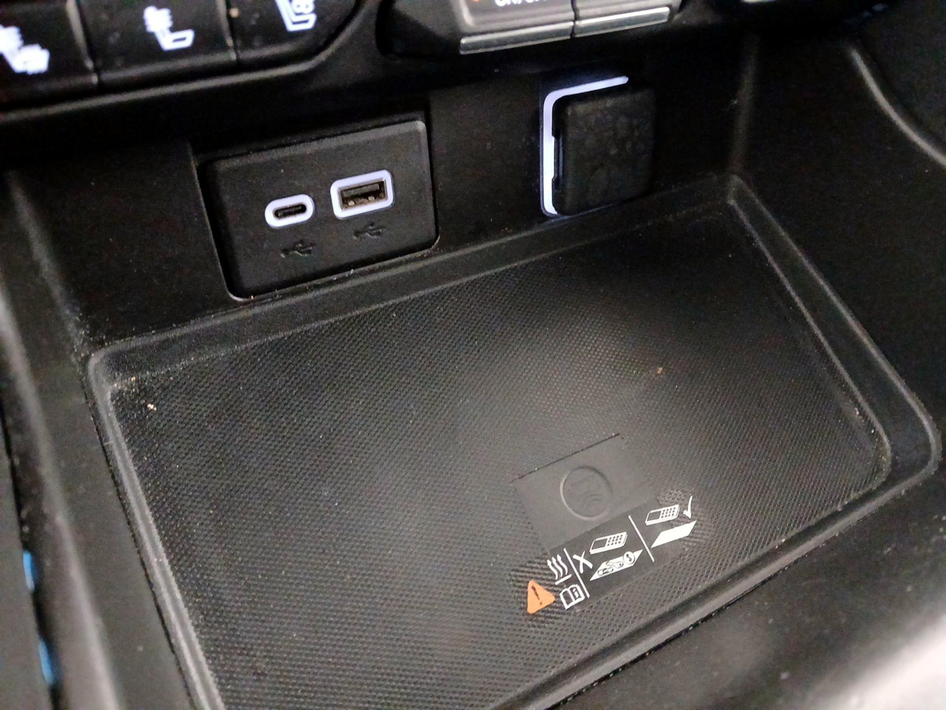 Thumbnail: 2023 Chevrolet Suburban - 19