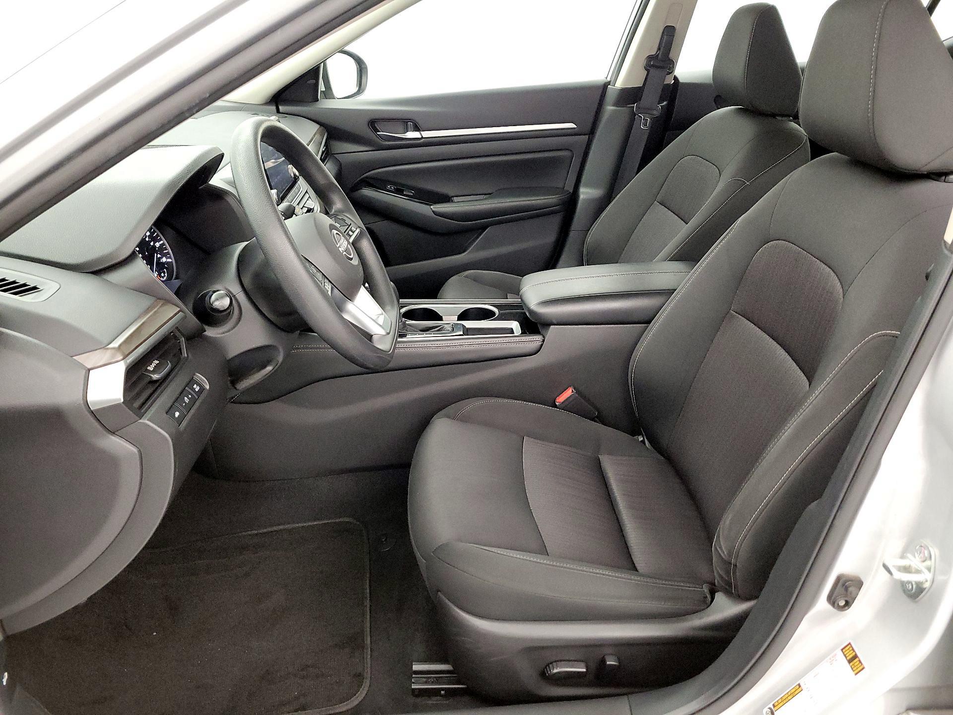 Thumbnail: 2023 Nissan Altima - 11