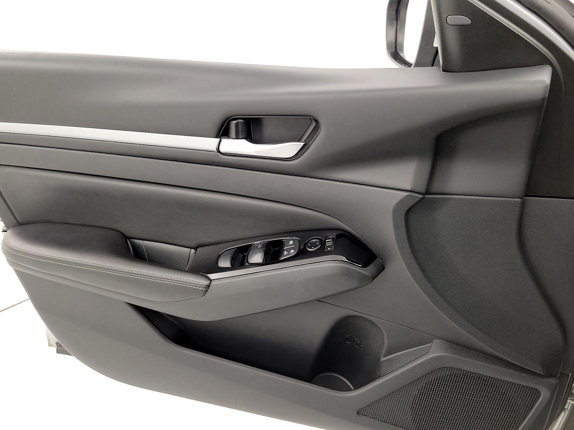 Thumbnail: 2023 Nissan Altima - 12