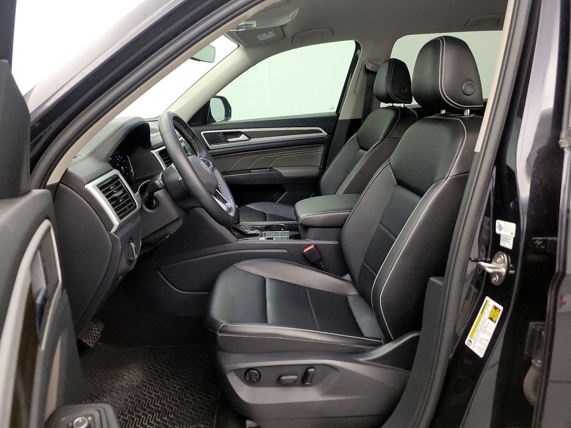 Thumbnail: 2022 Volkswagen Atlas - 11